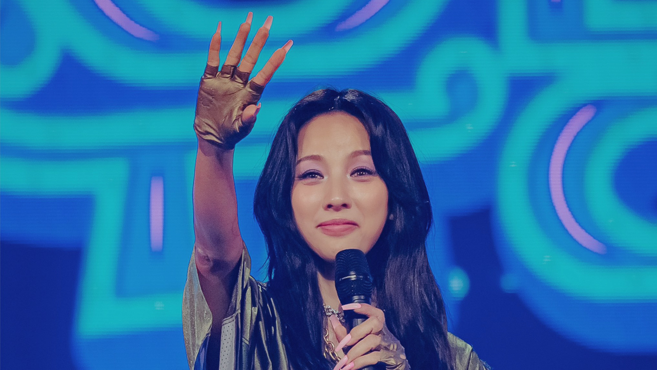 Lee Hyo-ri finds new confidence as singer with 'Dancing Queens on
