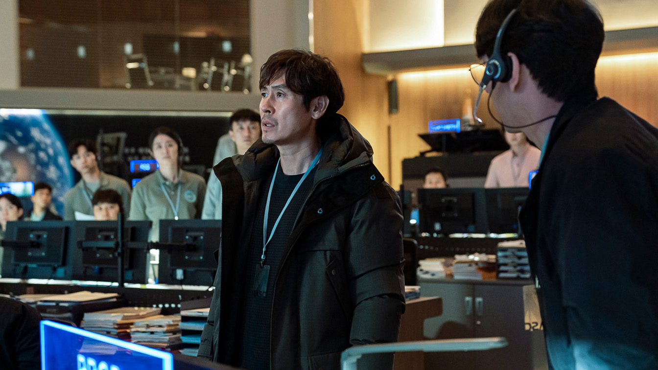 더 문 | 영화 | CJ ENM